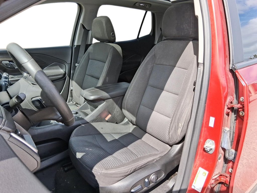 2024 GMC Terrain AWD SLE in Stratford, Ontario - 8 - w1024h768px