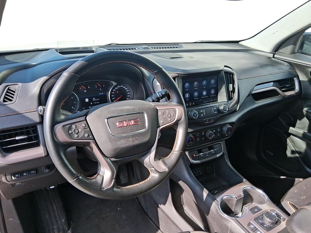 2024 GMC Terrain AWD AT4 in Stratford, Ontario - 10 - w1024h768px