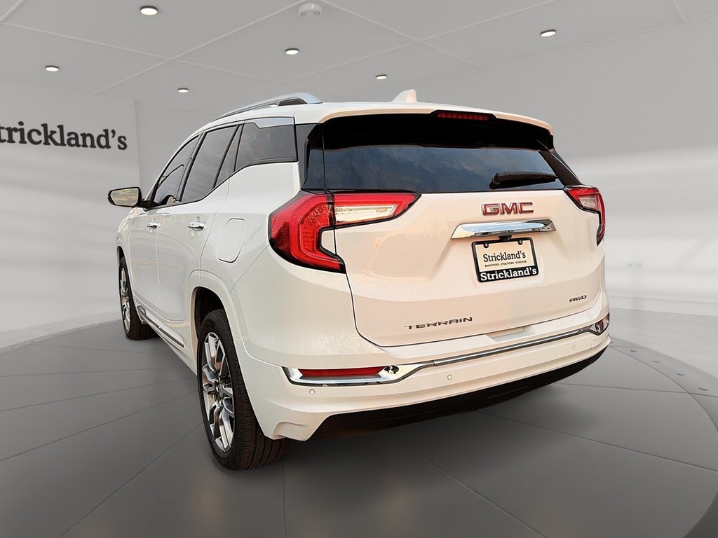 2024 GMC Terrain AWD Denali in Stratford, Ontario - 4 - w1024h768px