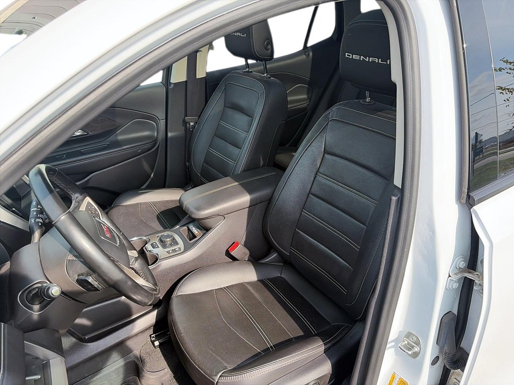 2024 GMC Terrain AWD Denali in Stratford, Ontario - 9 - w1024h768px
