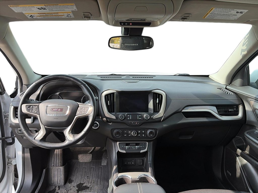 2024 GMC Terrain AWD Denali in Stratford, Ontario - 10 - w1024h768px
