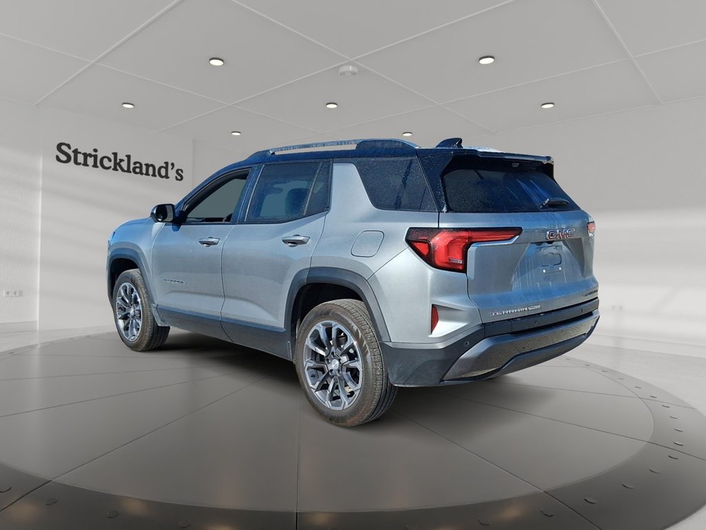 2025 GMC Terrain AWD Elevation in Stratford, Ontario - 4 - w1024h768px