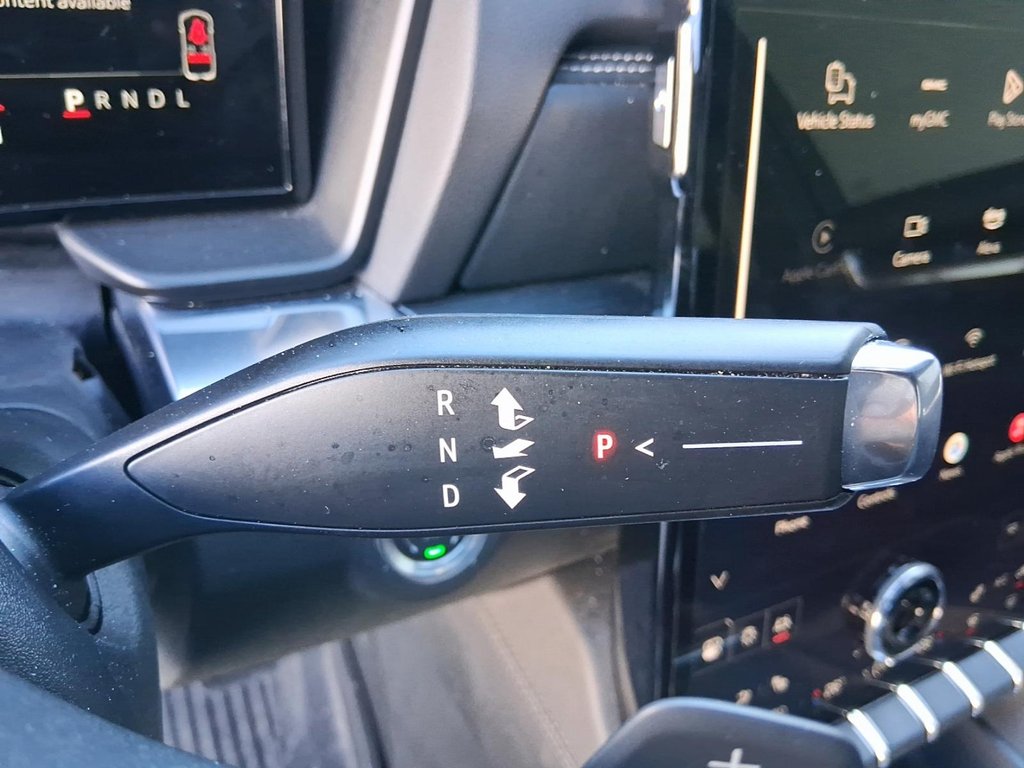 2025 GMC Terrain AWD Elevation in Stratford, Ontario - 16 - w1024h768px