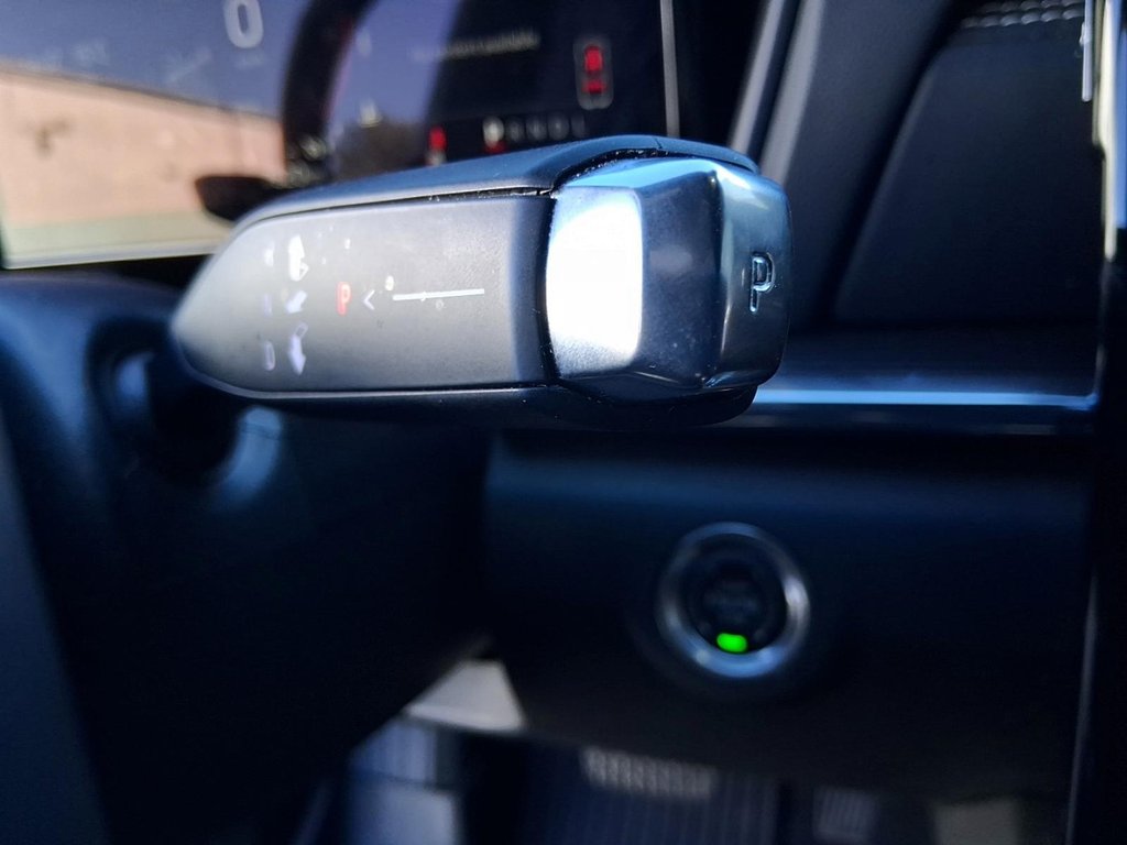 2025 GMC Terrain AWD Elevation in Stratford, Ontario - 17 - w1024h768px