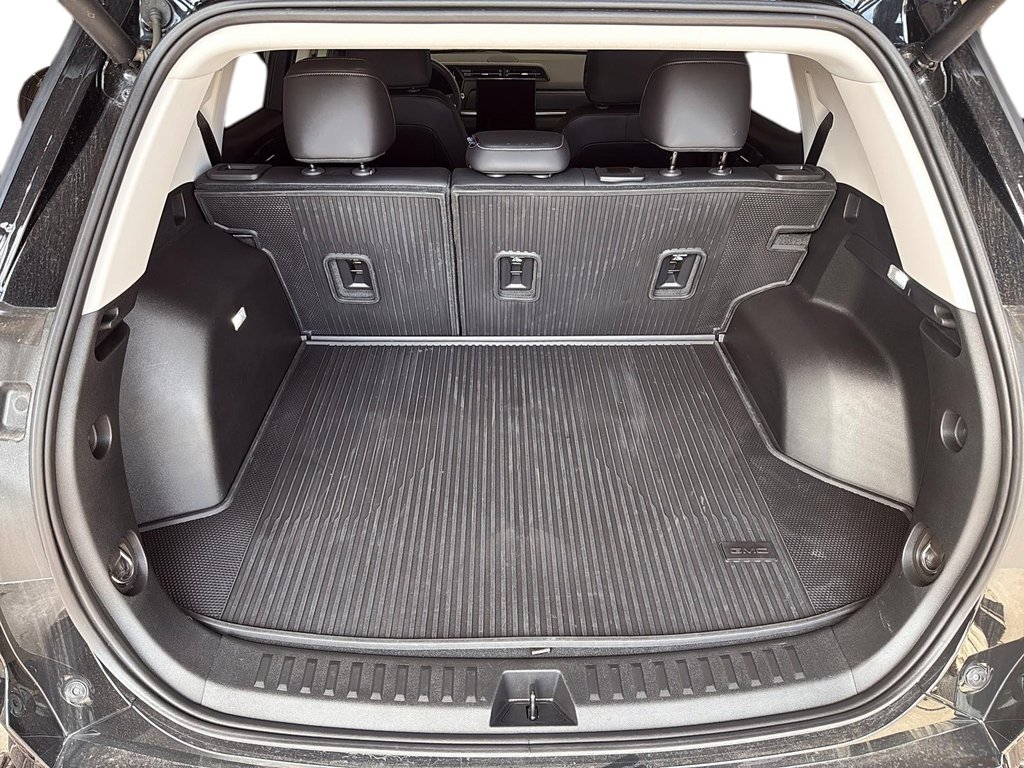2026 GMC Terrain AWD Denali in Stratford, Ontario - 6 - w1024h768px