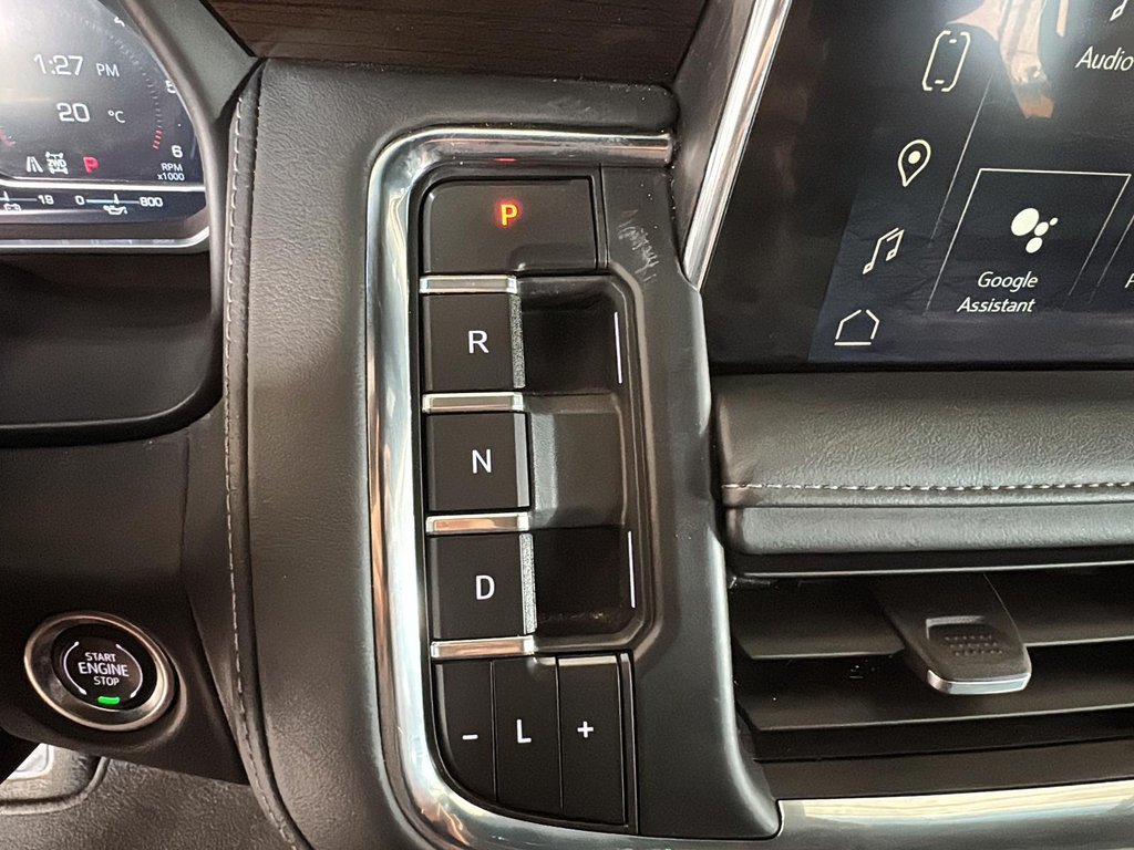 2024 GMC Yukon XL 4WD 4dr SLE in Stratford, Ontario - 14 - w1024h768px
