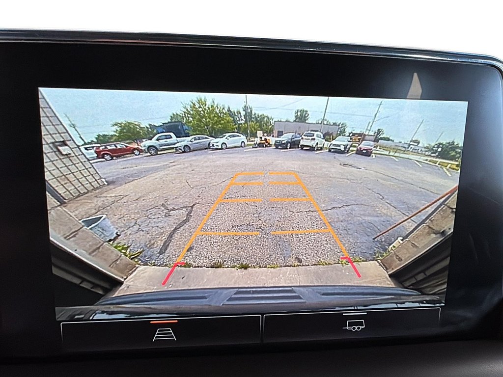 2024 GMC Yukon XL 4WD 4dr SLE in Stratford, Ontario - 15 - w1024h768px