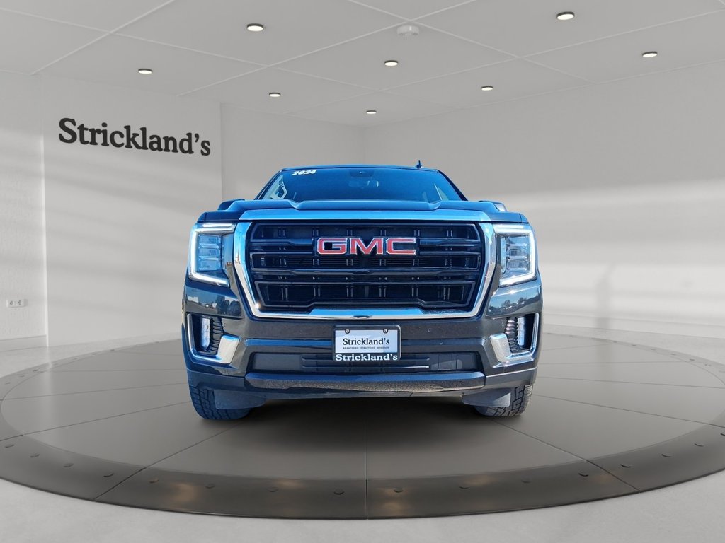 2024 GMC Yukon XL 4WD 4dr SLE in Stratford, Ontario - 2 - w1024h768px