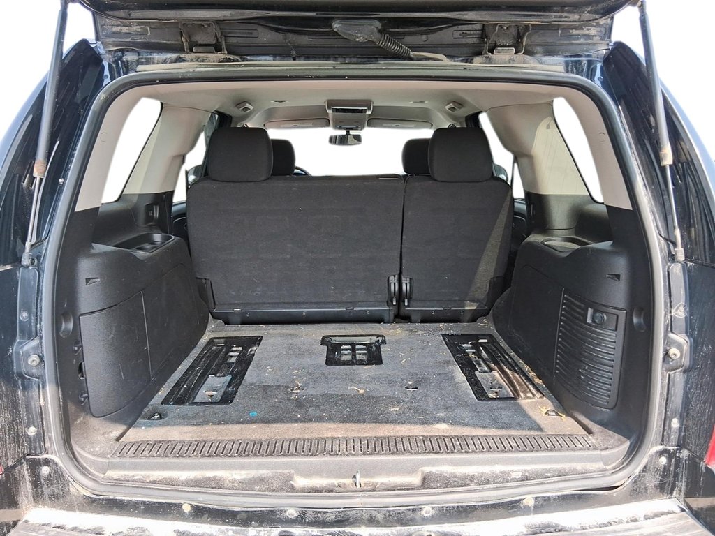 2014 GMC Yukon SLT 4WD in Stratford, Ontario - 6 - w1024h768px