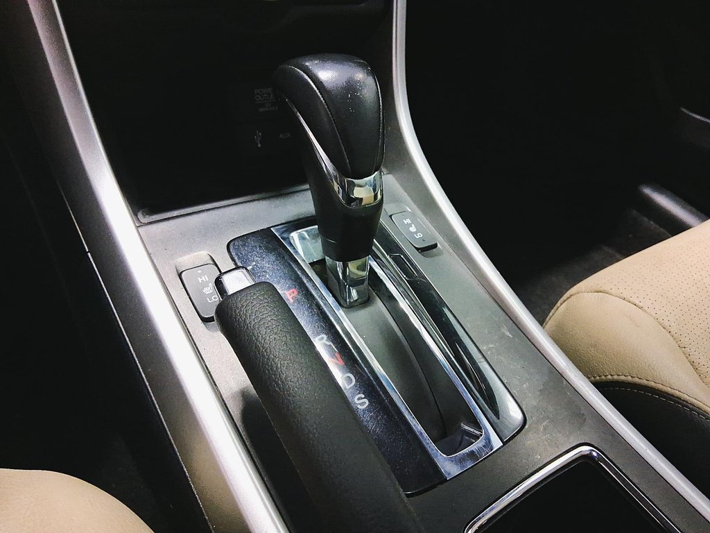 2015 Honda Accord Cpe EX-L V6 Navi at in Stratford, Ontario - 16 - w1024h768px