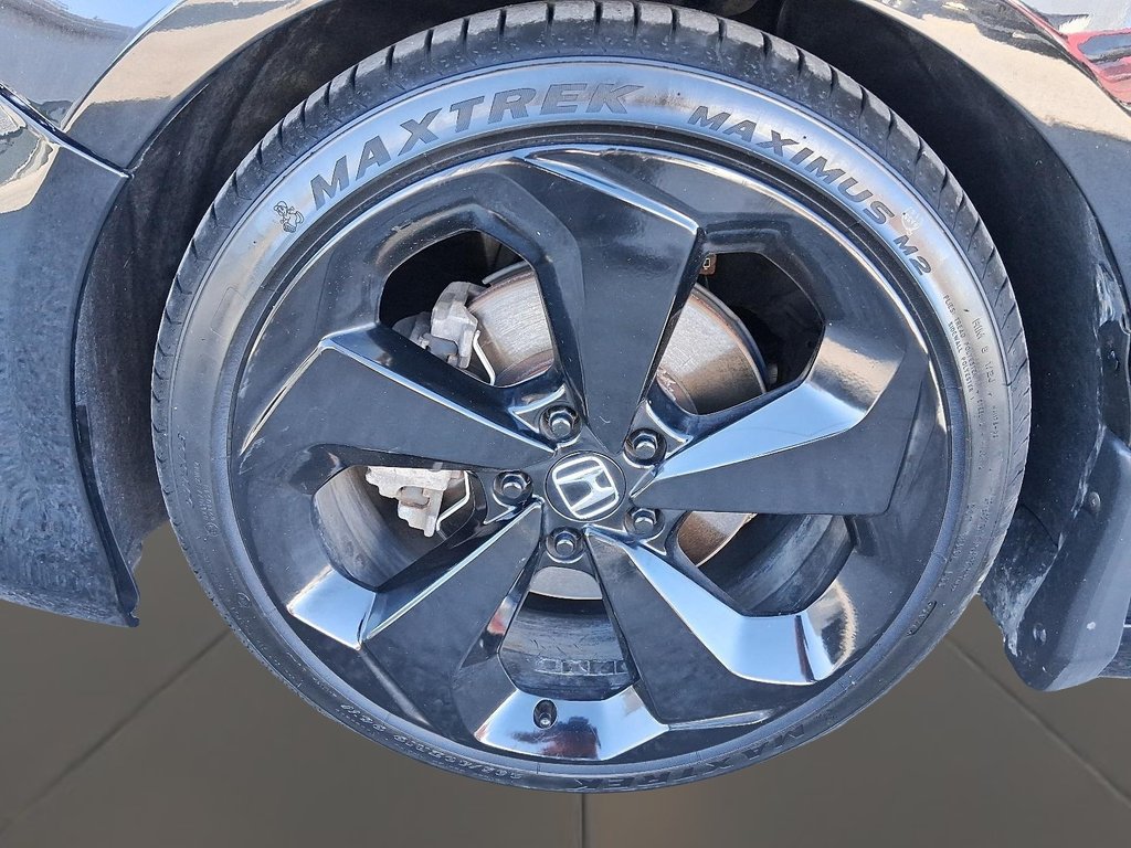 2019 Honda Accord Sedan 2.0 Touring 10AT in Stratford, Ontario - 7 - w1024h768px
