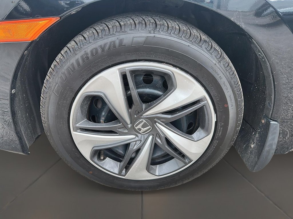 2018 Honda Civic Sedan LX CVT in Stratford, Ontario - 6 - w1024h768px