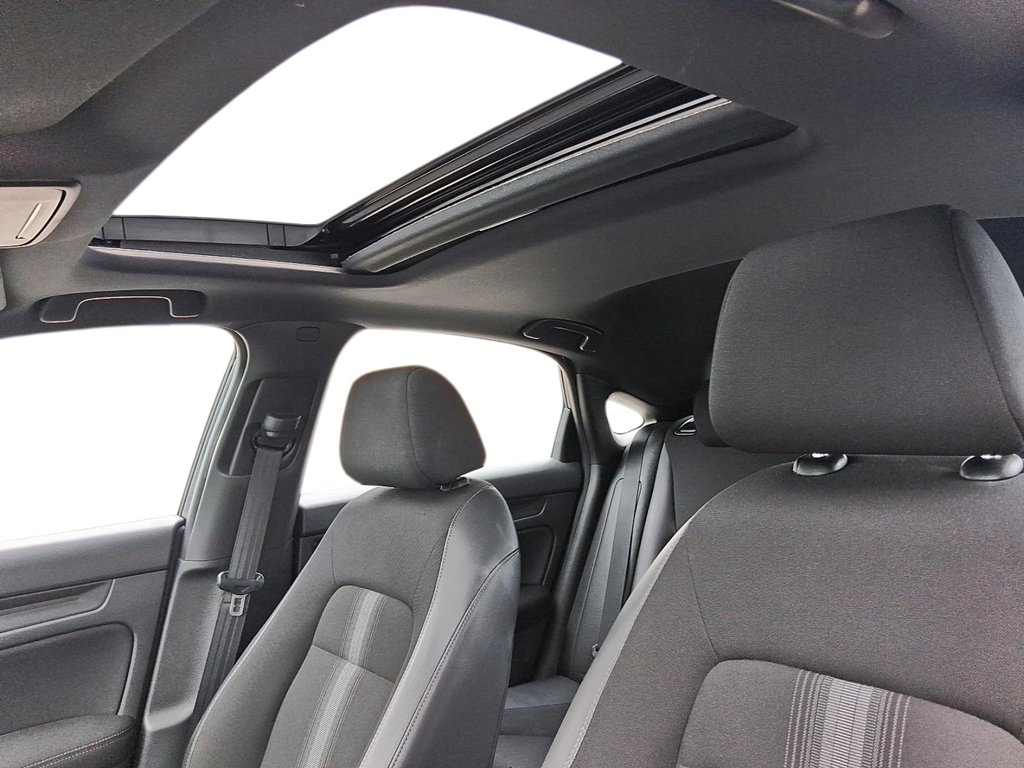 2022 Honda Civic Hatchback Sport CVT in Stratford, Ontario - 17 - w1024h768px
