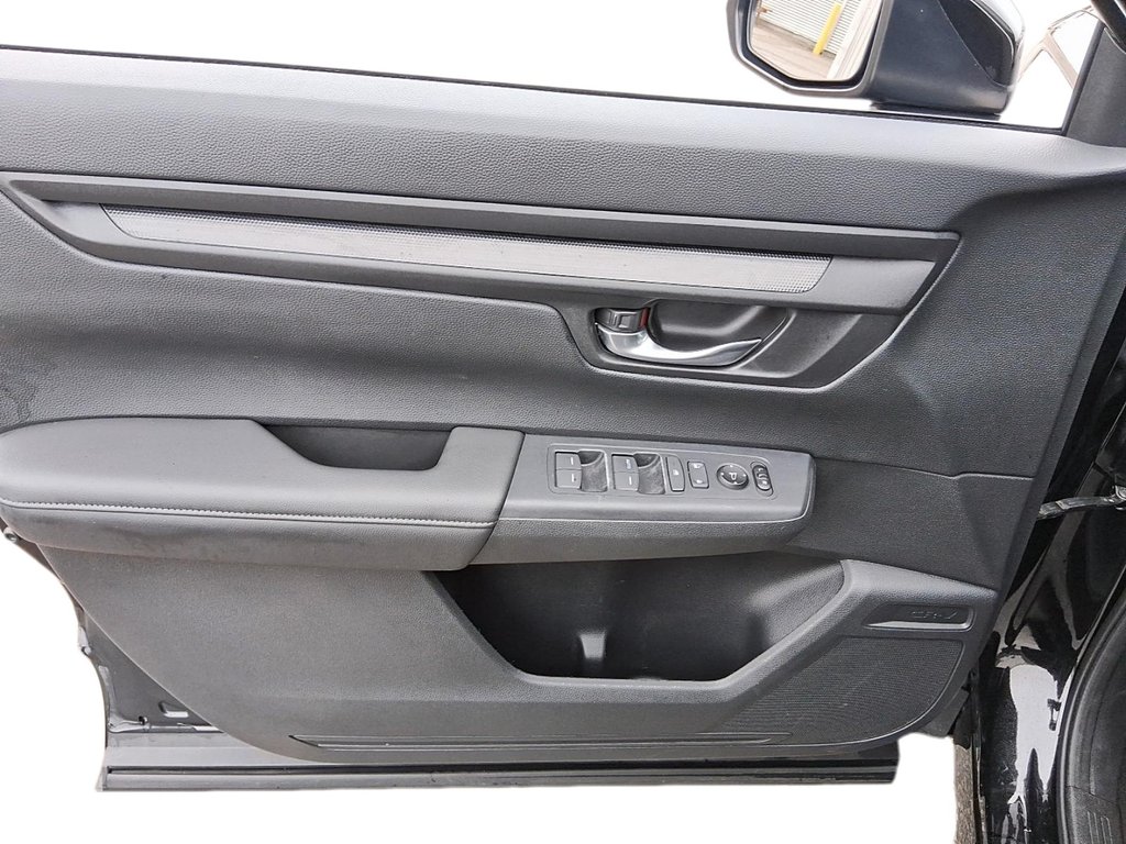 2025 Honda CR-V LX AWD in Stratford, Ontario - 11 - w1024h768px