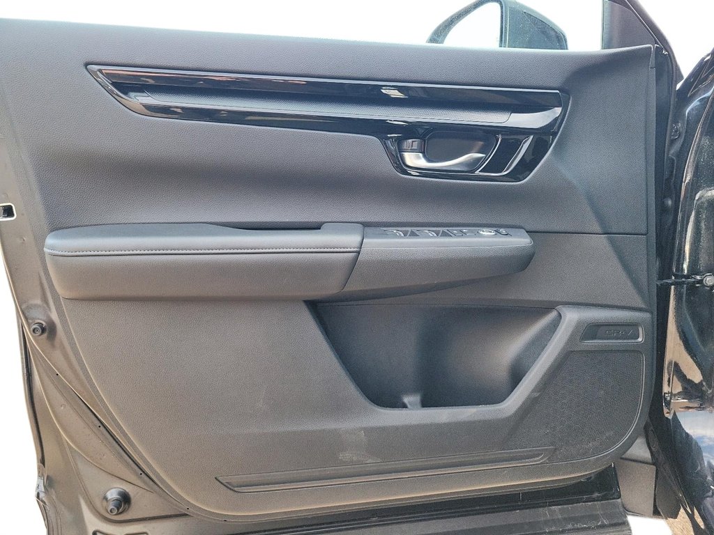 2025 Honda CR-V Sport AWD in Stratford, Ontario - 10 - w1024h768px