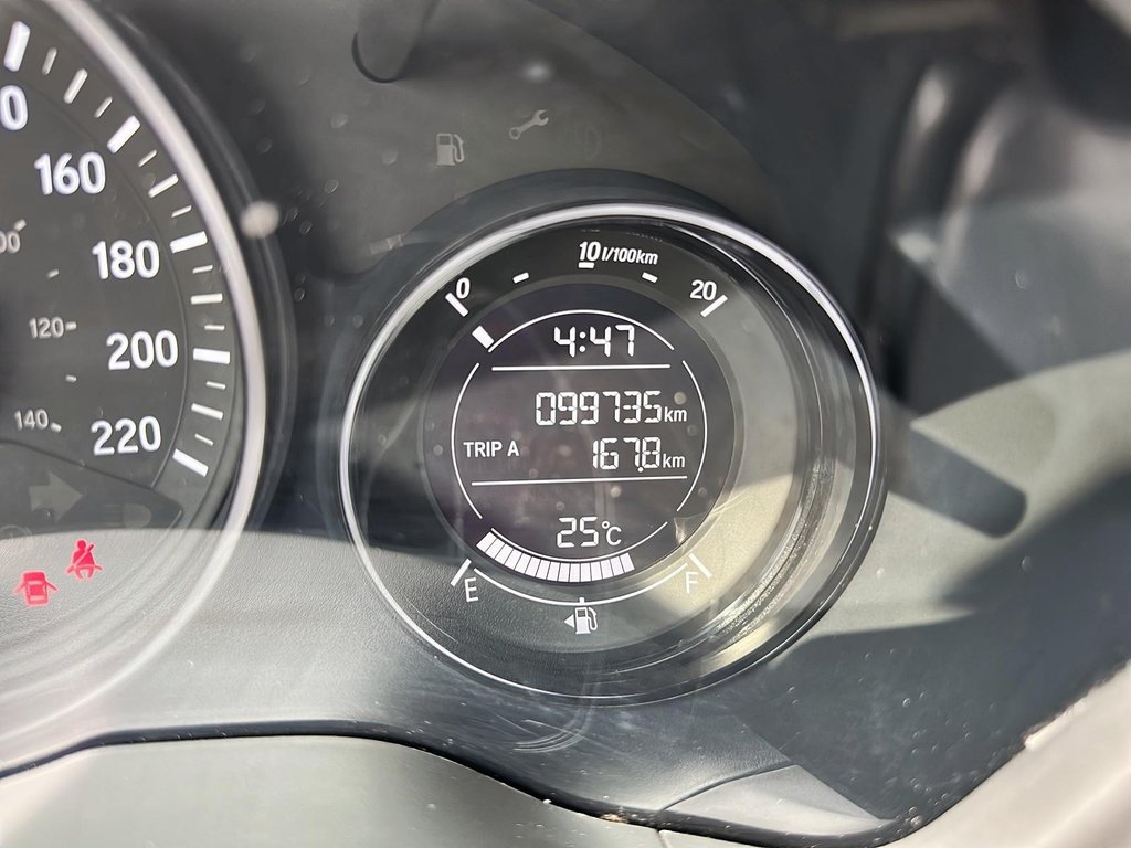 2018 Honda HR-V EX 2WD CVT in Stratford, Ontario - 12 - w1024h768px