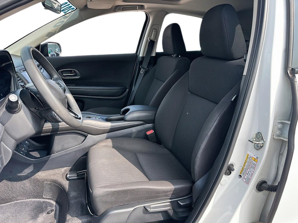 2018 Honda HR-V EX 2WD CVT in Stratford, Ontario - 8 - w1024h768px