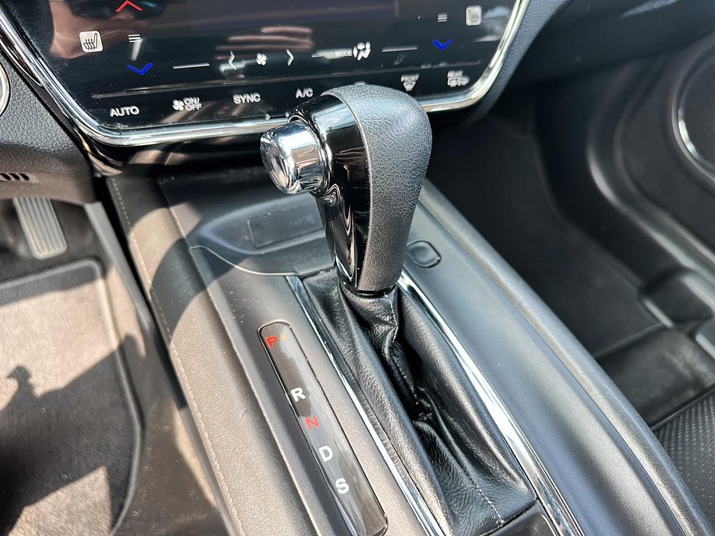 2018 Honda HR-V EX 2WD CVT in Stratford, Ontario - 14 - w1024h768px