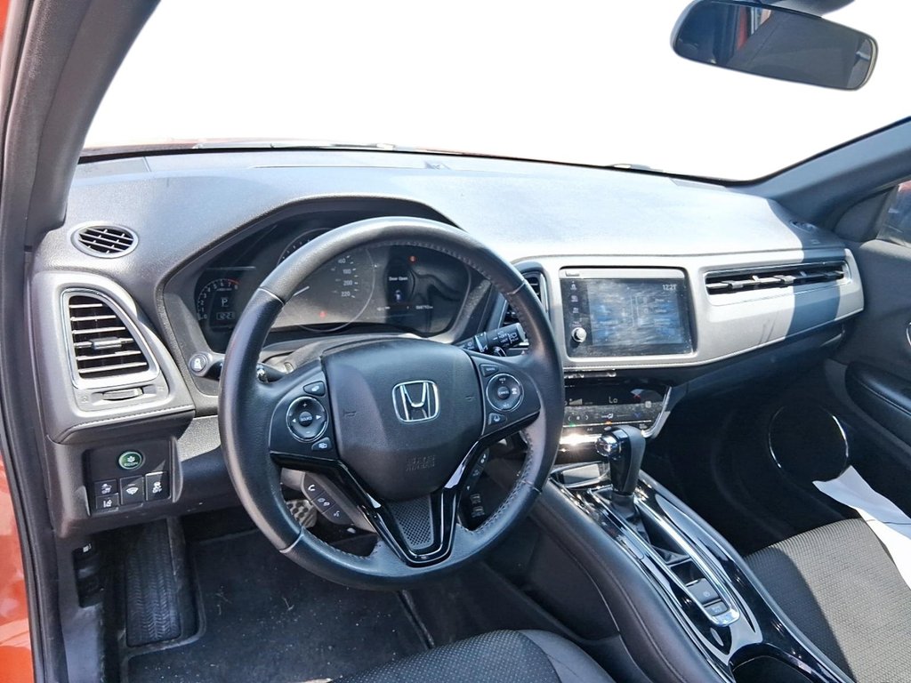2021 Honda HR-V Sport 4WD in Stratford, Ontario - 10 - w1024h768px
