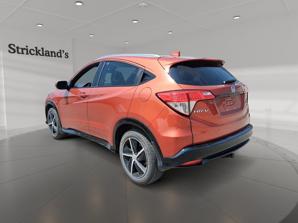 2021 Honda HR-V Sport 4WD in Stratford, Ontario - 4 - w1024h768px