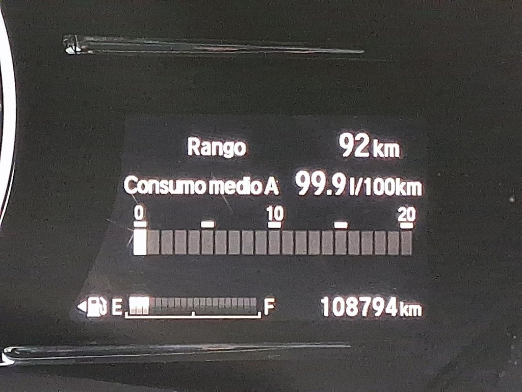 2022 Honda HR-V Touring 4WD in Stratford, Ontario - 13 - w1024h768px