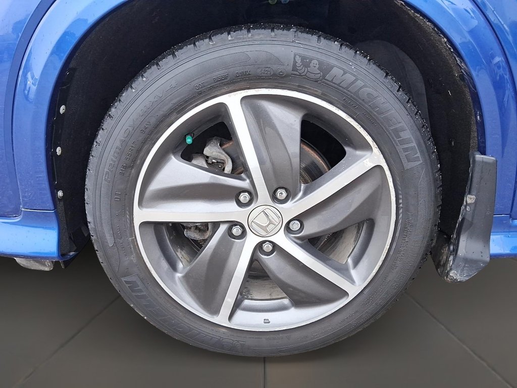 2022 Honda HR-V Touring 4WD in Stratford, Ontario - 7 - w1024h768px