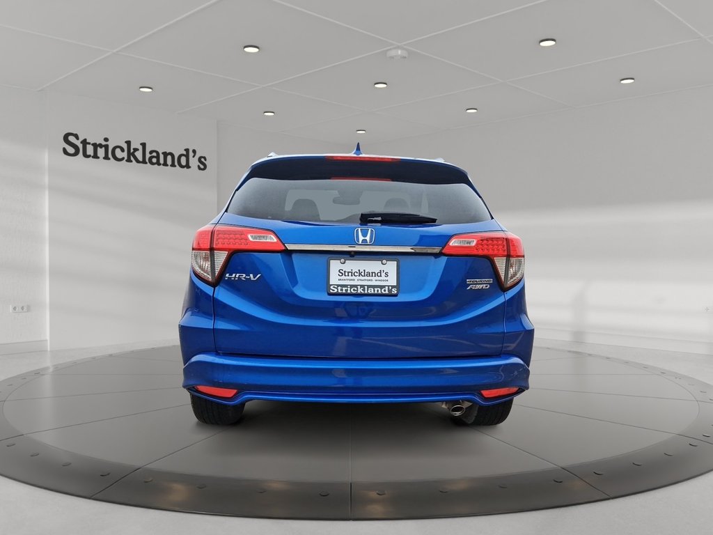 2022 Honda HR-V Touring 4WD in Stratford, Ontario - 3 - w1024h768px