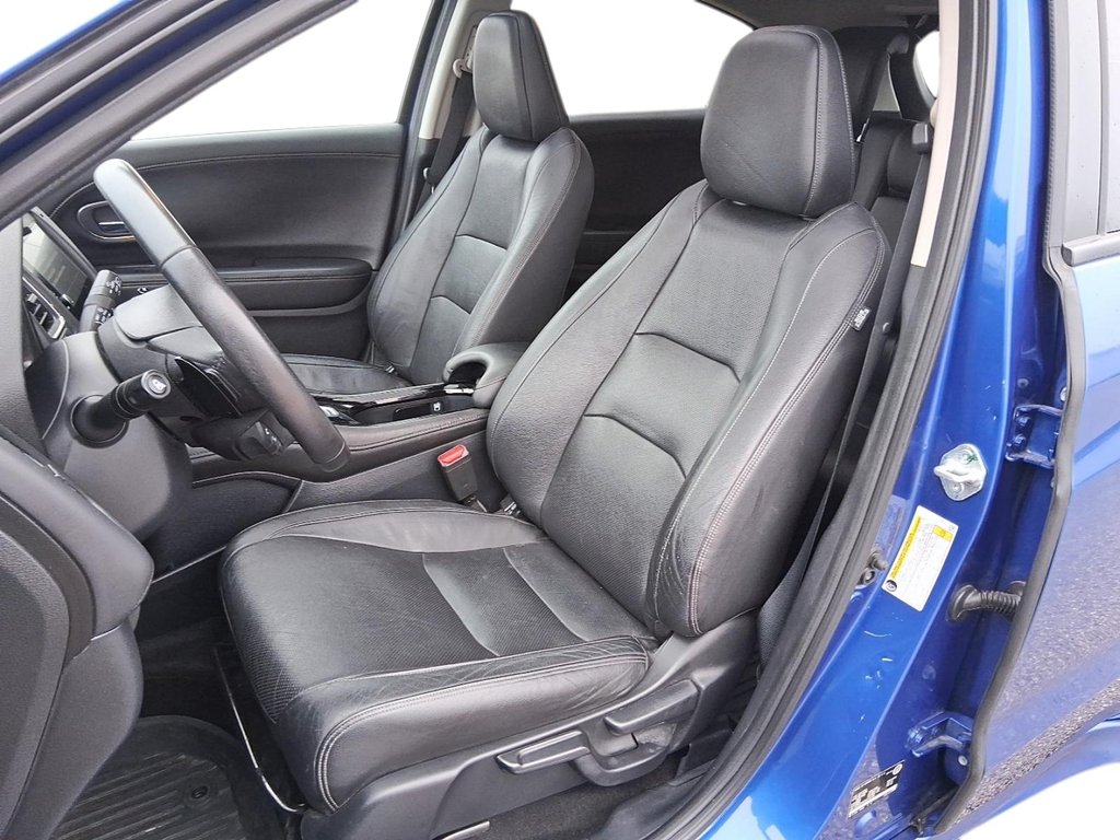 2022 Honda HR-V Touring 4WD in Stratford, Ontario - 8 - w1024h768px