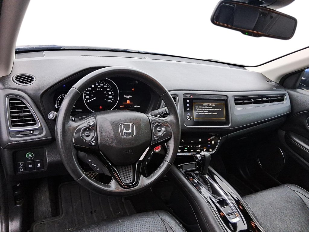 2022 Honda HR-V Touring 4WD in Stratford, Ontario - 10 - w1024h768px