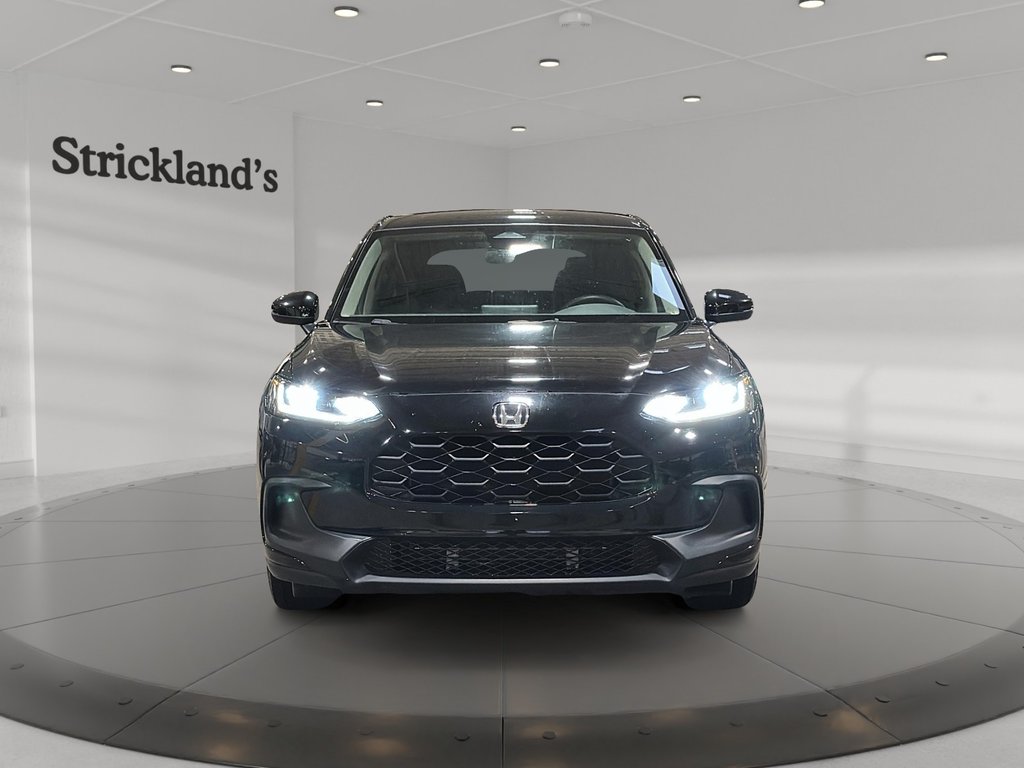 2023 Honda HR-V LX 2WD in Stratford, Ontario - 2 - w1024h768px