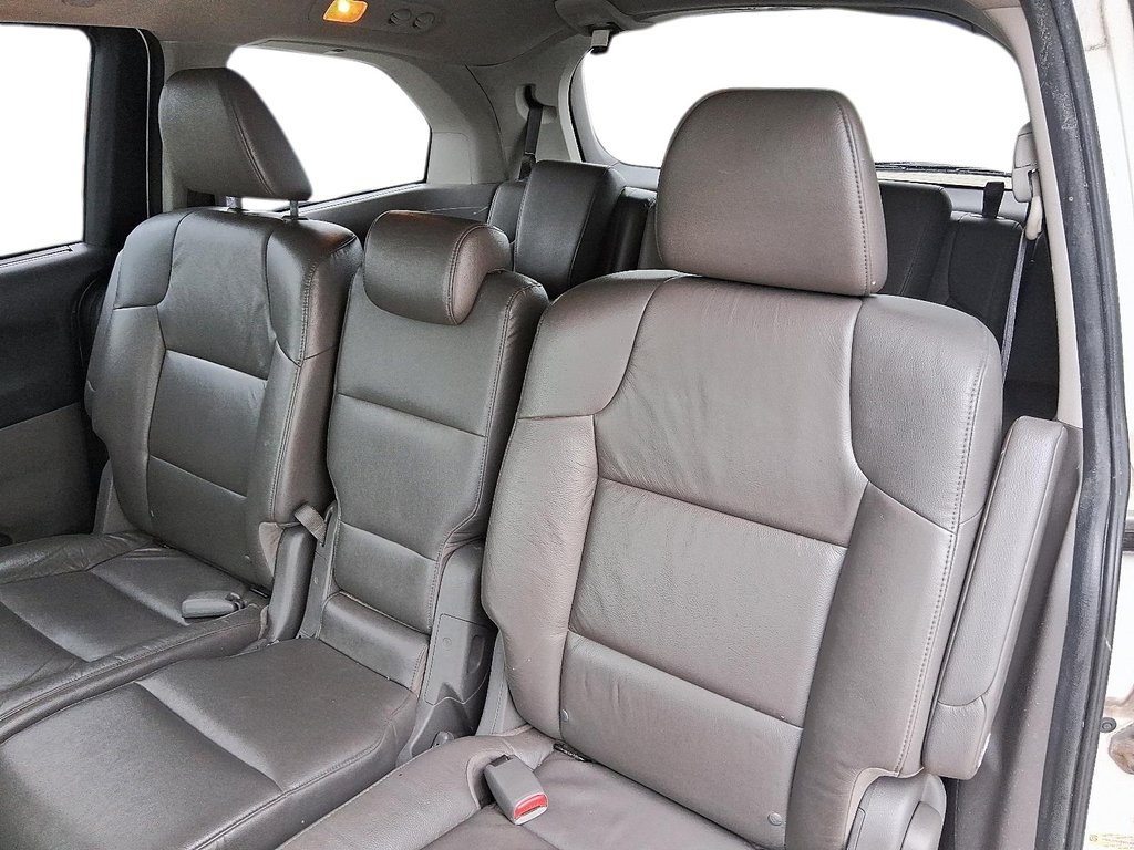 2013 Honda Odyssey EX-L Res in Stratford, Ontario - 9 - w1024h768px