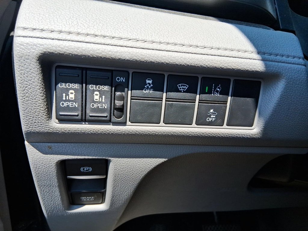 2018 Honda Odyssey EX in Stratford, Ontario - 17 - w1024h768px