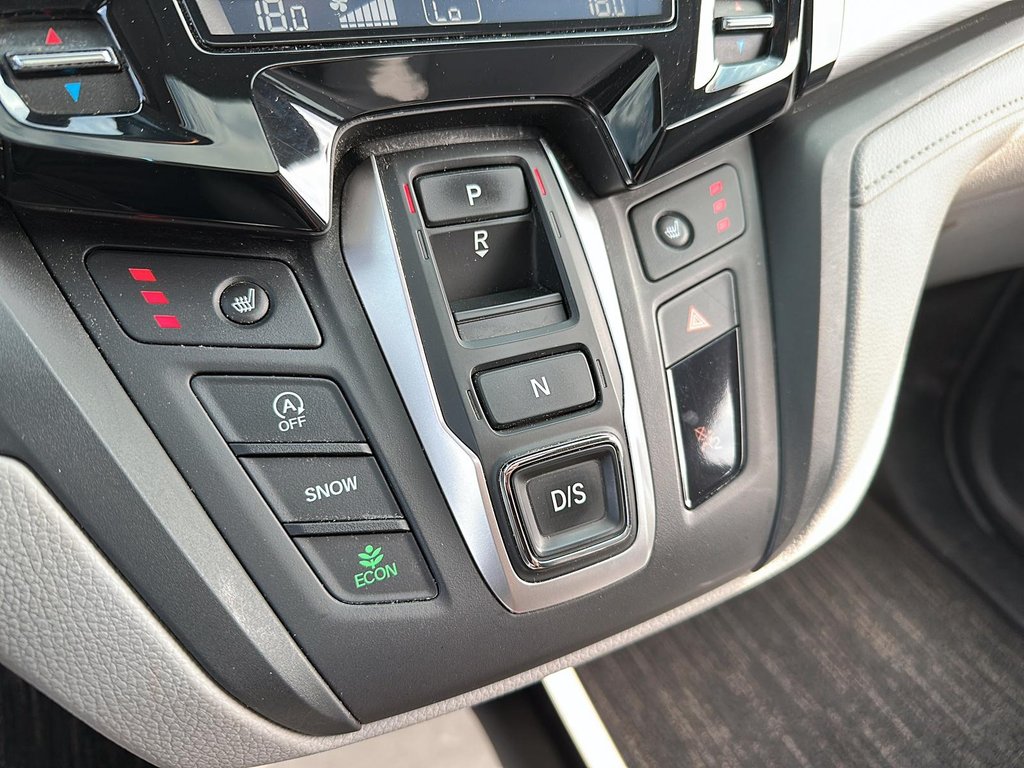 2021 Honda Odyssey EX Res in Stratford, Ontario - 13 - w1024h768px