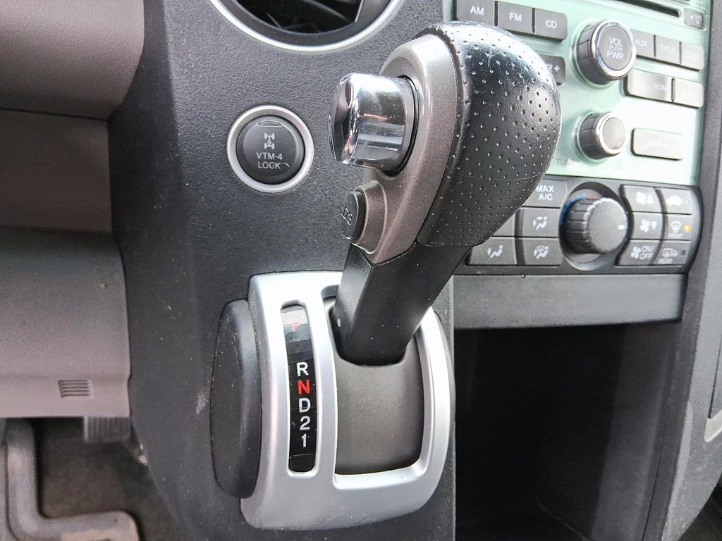 2010 Honda Pilot EX 4WD 5AT in Stratford, Ontario - 17 - w1024h768px