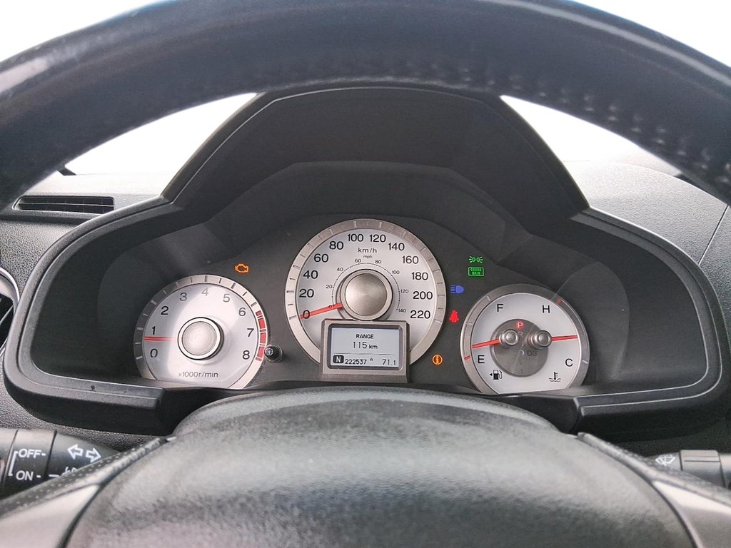 2010 Honda Pilot Touring 4WD 5AT in Stratford, Ontario - 16 - w1024h768px