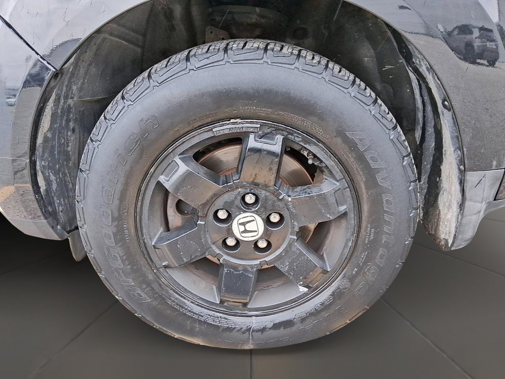 2010 Honda Pilot Touring 4WD 5AT in Stratford, Ontario - 8 - w1024h768px
