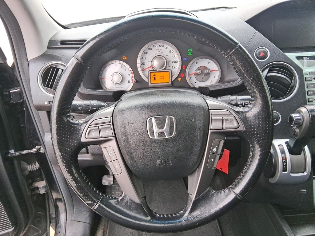 2010 Honda Pilot Touring 4WD 5AT in Stratford, Ontario - 14 - w1024h768px
