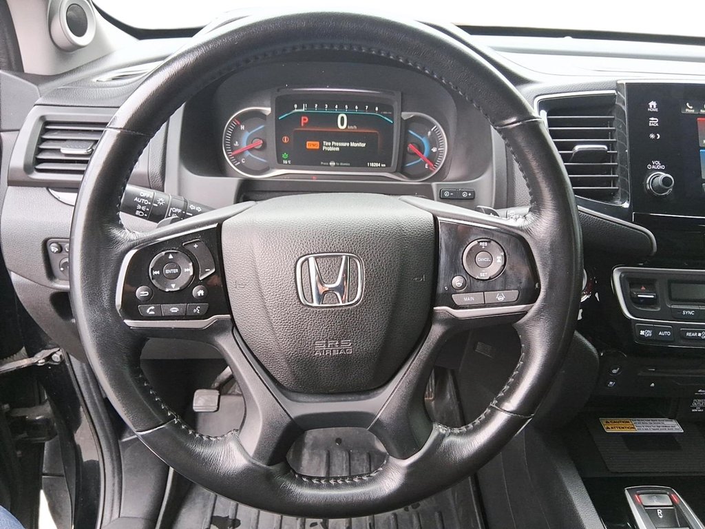 2019 Honda Pilot Touring 8P 9AT in Stratford, Ontario - 13 - w1024h768px