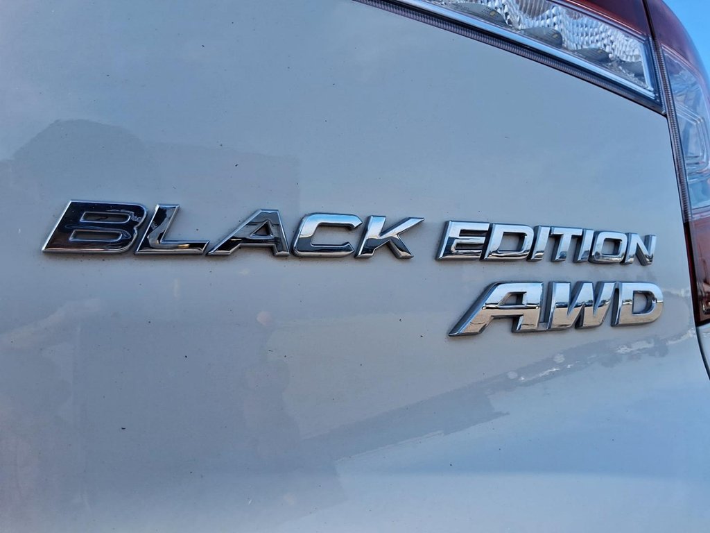 2022 Honda Pilot Black Edition AWD in Stratford, Ontario - 9 - w1024h768px