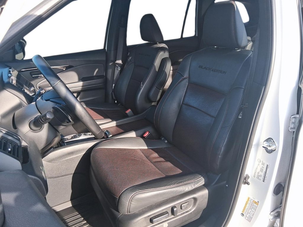 2022 Honda Pilot Black Edition AWD in Stratford, Ontario - 10 - w1024h768px