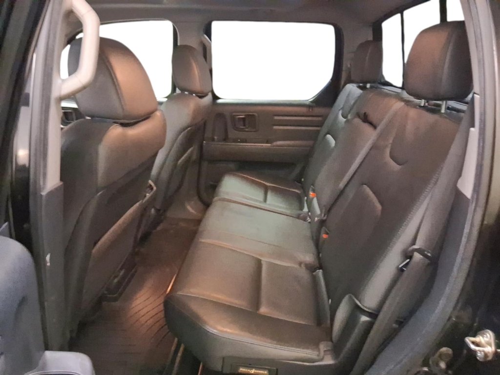 2013 Honda Ridgeline Touring in Stratford, Ontario - 9 - w1024h768px