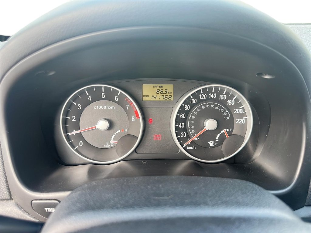 2007 Hyundai Accent 3Dr  GS 5sp in Stratford, Ontario - 13 - w1024h768px