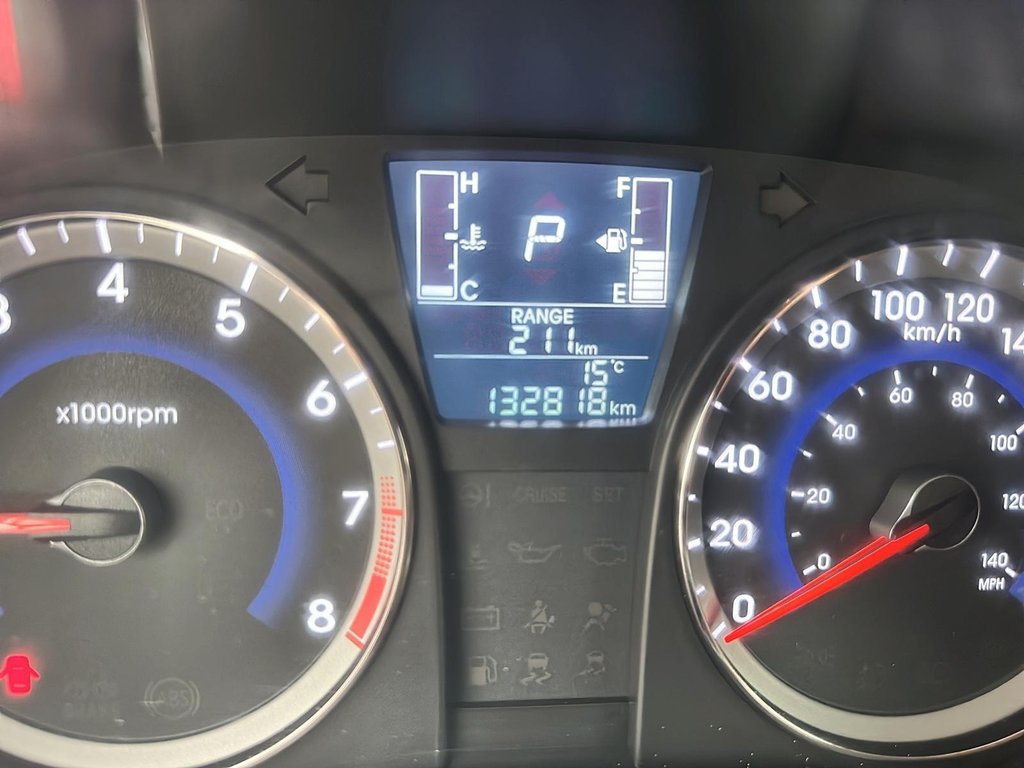 2017 Hyundai Accent (5) SE in Stratford, Ontario - 11 - w1024h768px