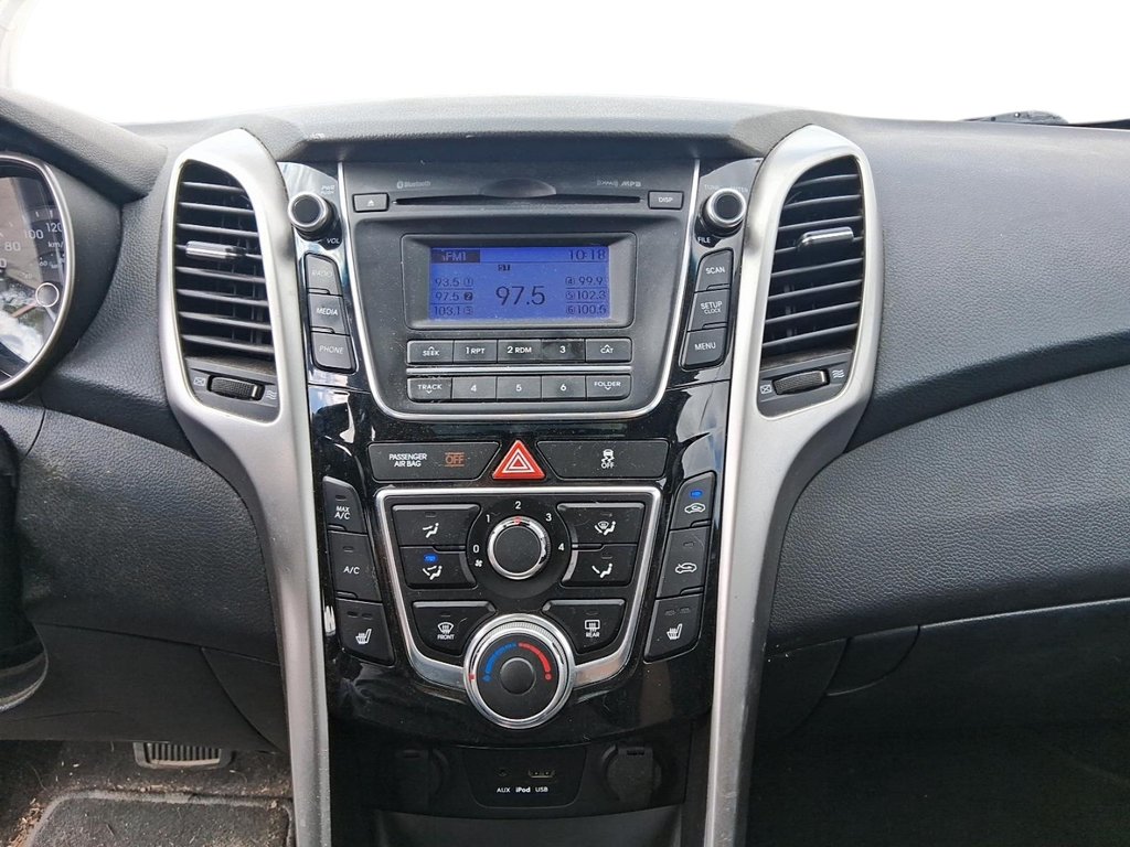 2013 Hyundai Elantra GT SE at in Stratford, Ontario - 14 - w1024h768px