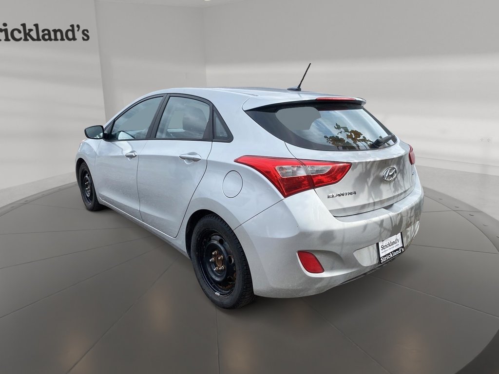 2014 Hyundai Elantra GT SE at in Stratford, Ontario - 5 - w1024h768px