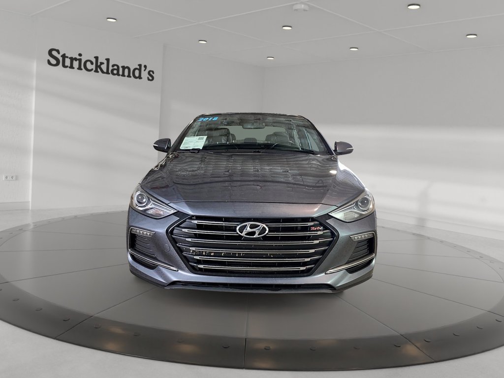 2018  Elantra GT Sport MT in Stratford, Ontario - 2 - w1024h768px