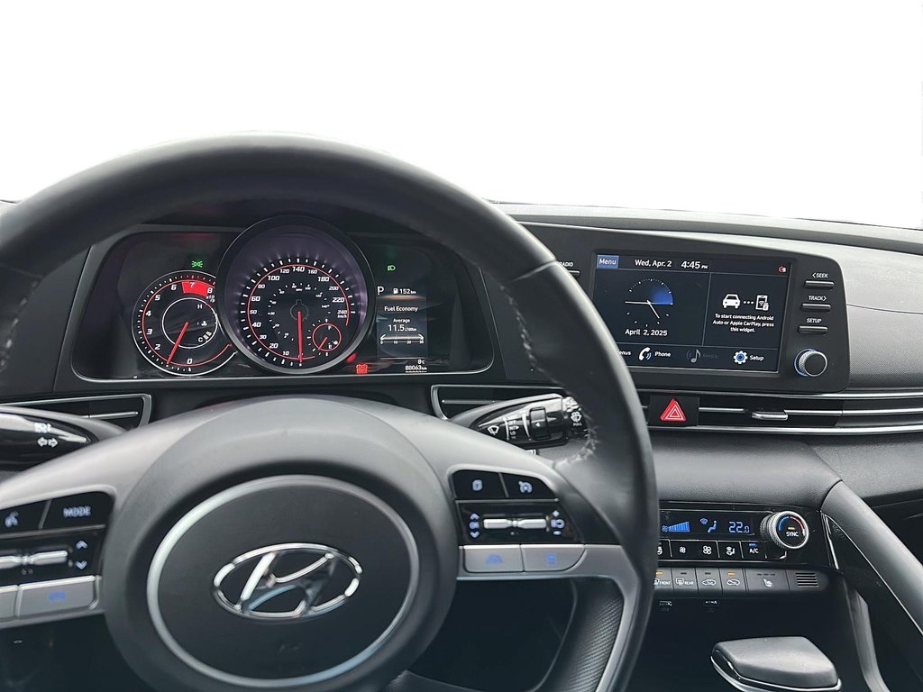 2022 Hyundai Elantra Sedan Ultimate IVT in Stratford, Ontario - 13 - w1024h768px