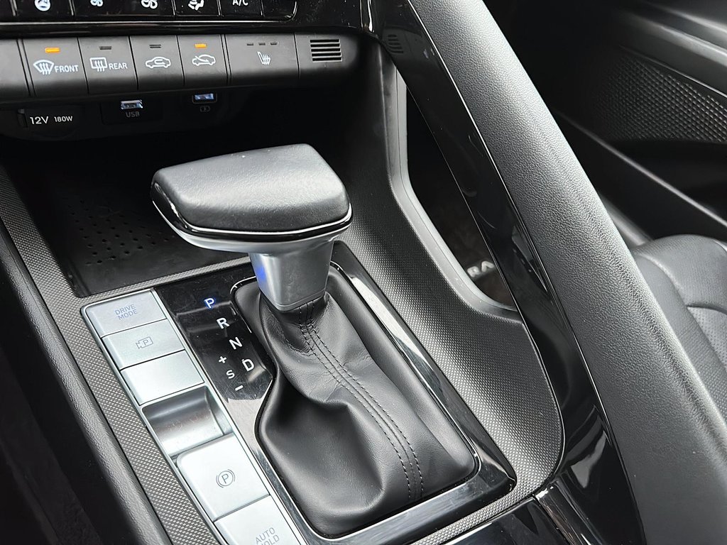 2022 Hyundai Elantra Sedan Ultimate IVT in Stratford, Ontario - 14 - w1024h768px