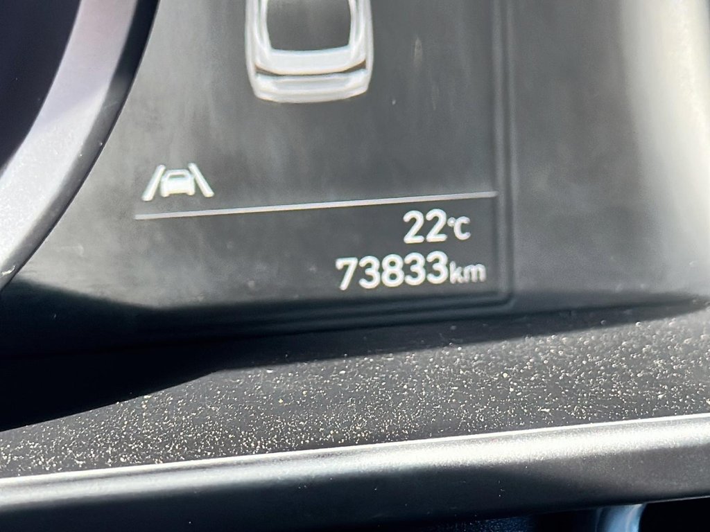 2023 Hyundai Elantra Sedan Preferred IVT in Stratford, Ontario - 11 - w1024h768px