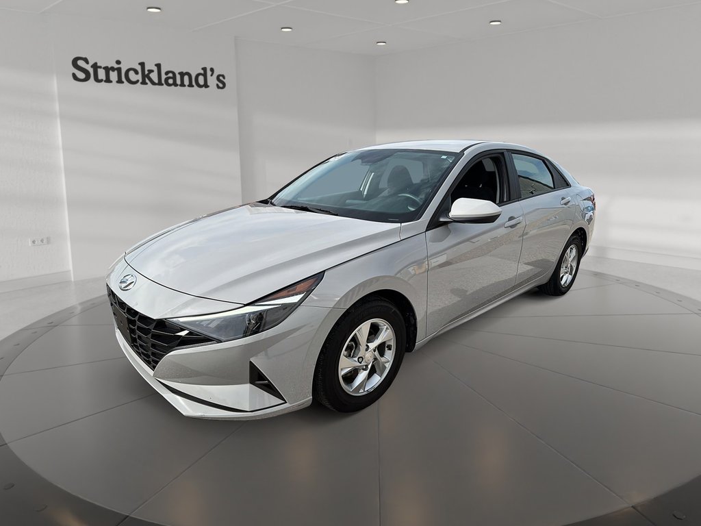 2023 Hyundai Elantra Sedan Essential IVT in Stratford, Ontario - 1 - w1024h768px